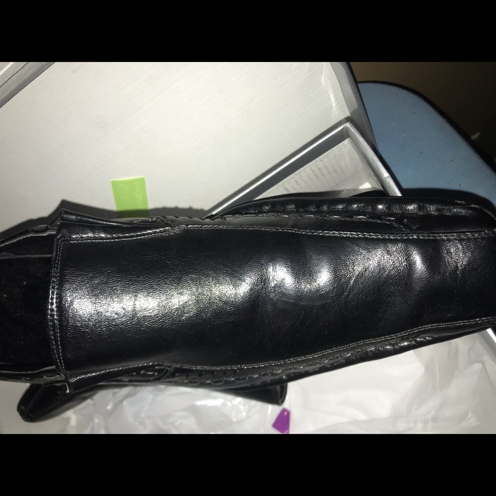 Black square toe dress show